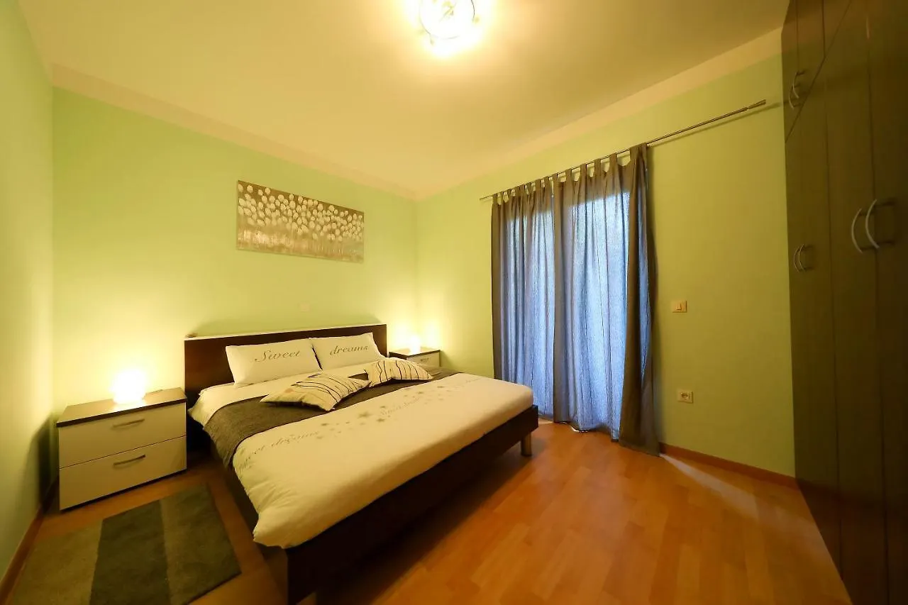 Luxury Villa Nada With Pool Petrčane Apartment